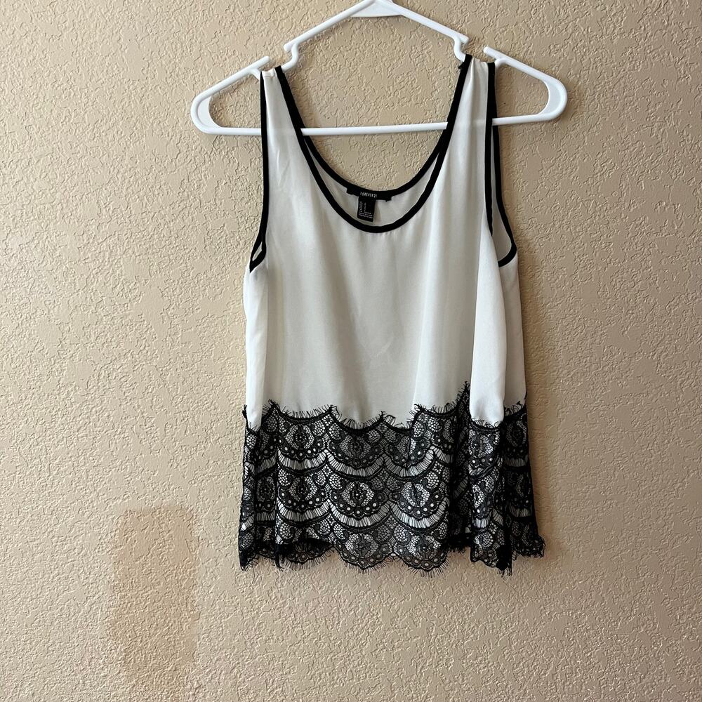 NWOT: Forever 21 Ivory and Black Lace Tank Top - Size: Small